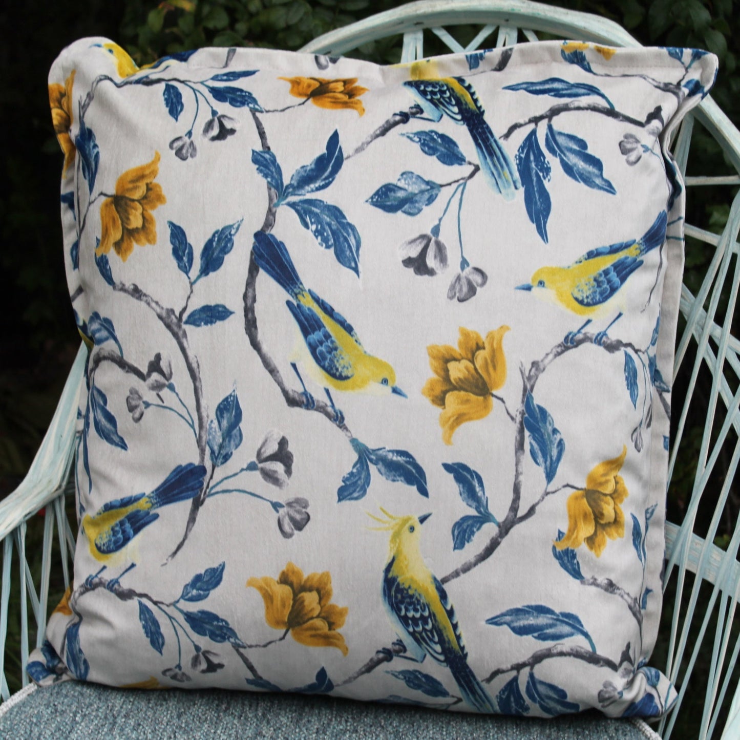 Oiseau Indigo on Sale