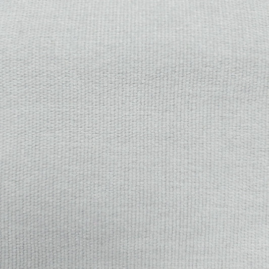 Snug pale Silver Grey